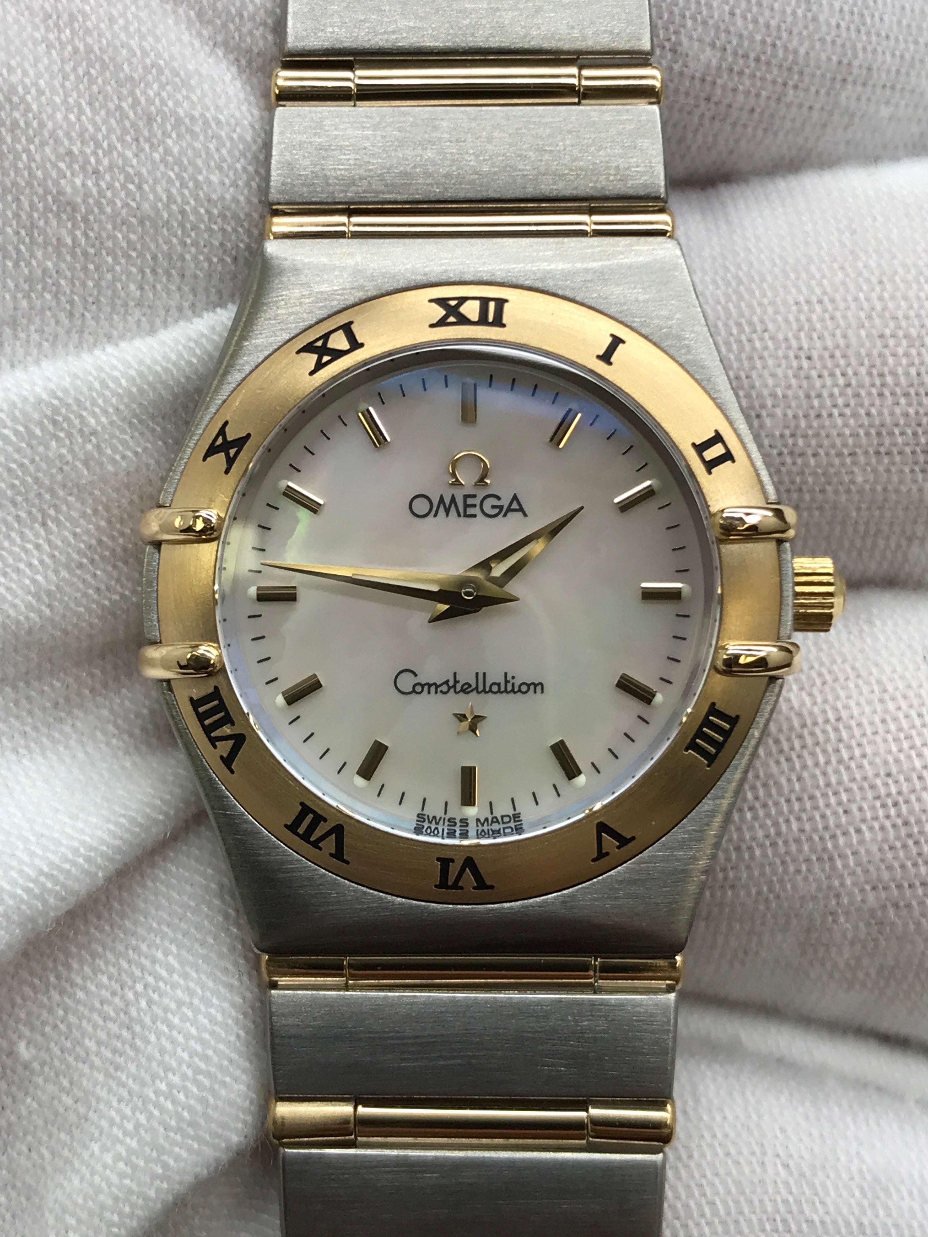 Omega Constellation 795.1202 Mother of Pearl Dial Quartz Women's Watch